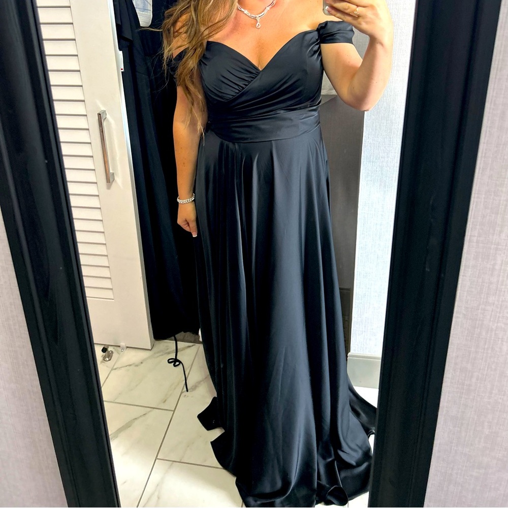 COPY - Ladivine Black Dress